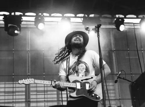 are left-handed people smarter